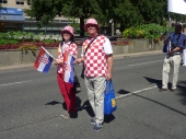 dvoučlenná delegace z Chorvatska v průvodu – DGE Dario Bognolo s dcerou